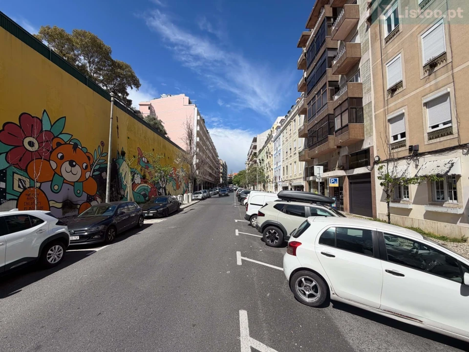 Apartamento T4 para Venda em Arroios Foto 12