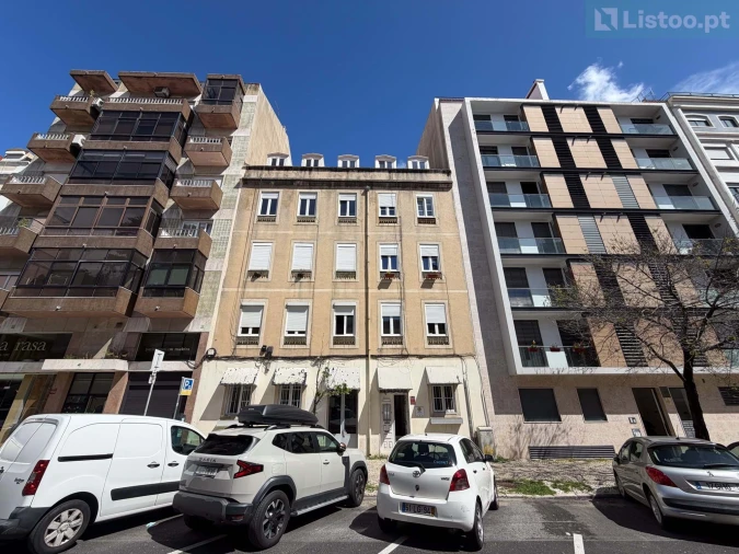 Apartamento T4 para Venda em Arroios Foto 10