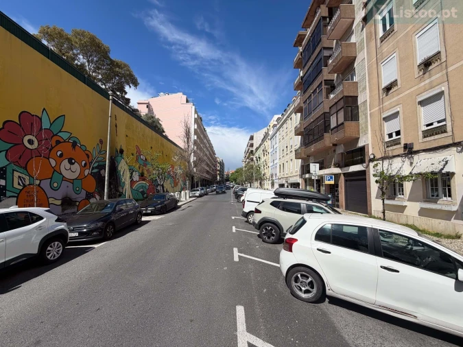 Apartamento T4 para Venda em Arroios Foto 12