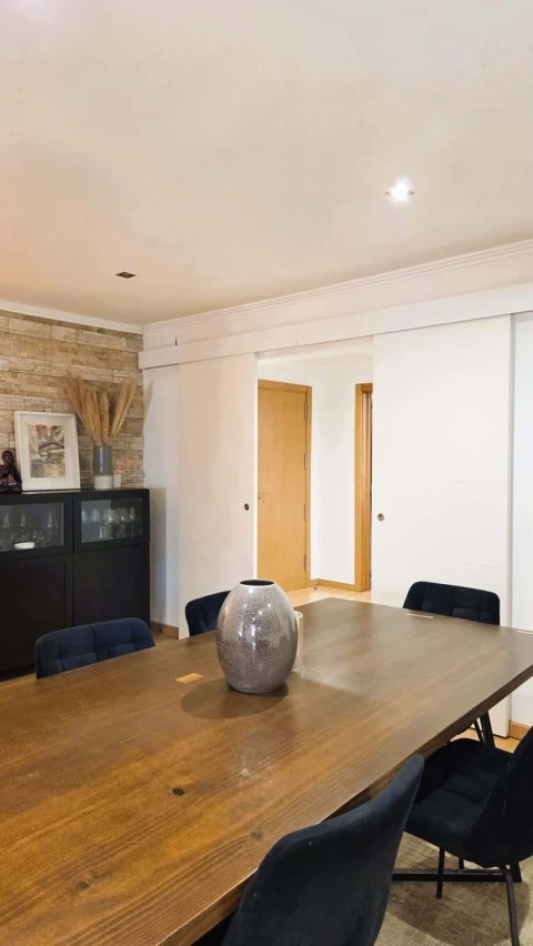 Apartamento T2 para Venda em Ramada e Caneças