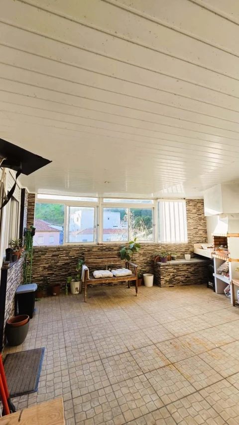 Apartamento T2 para Venda em Ramada e Caneças