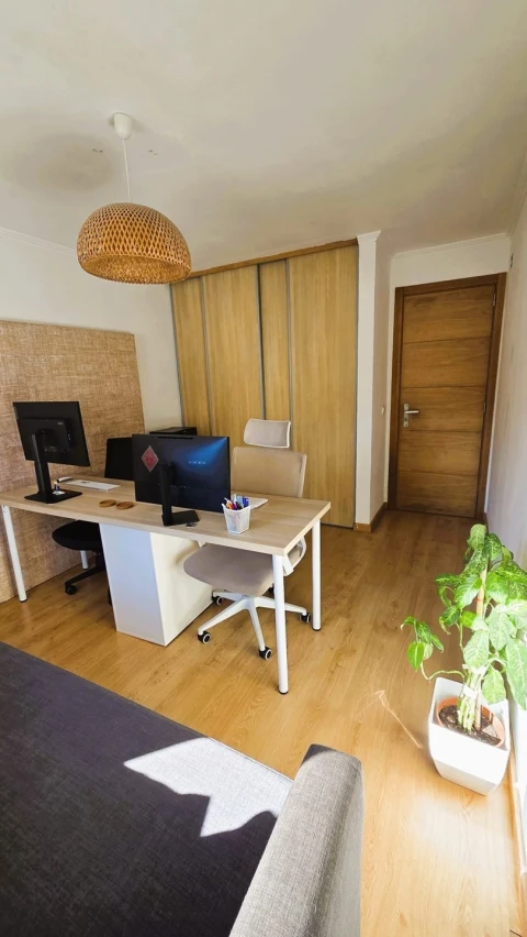 Apartamento T2 para Venda em Ramada e Caneças