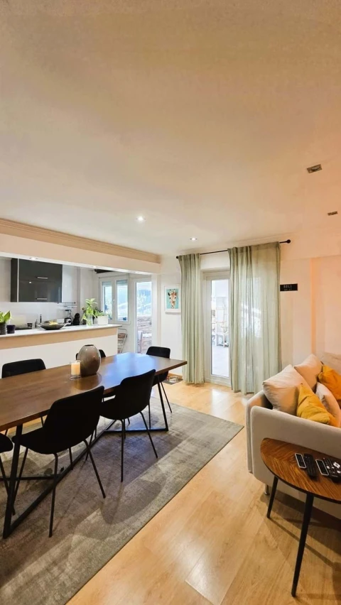 Apartamento T2 para Venda em Ramada e Caneças