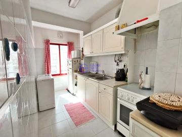 Apartamento T1 para Venda em Armação de Pera