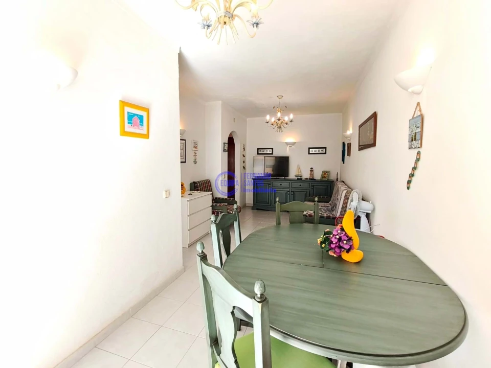 Apartamento T1 para Venda em Armação de Pera Foto 5