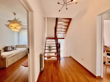 Moradia T5 para Venda em Alcabideche