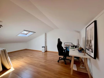 Moradia T5 para Venda em Alcabideche