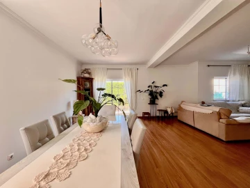 Moradia T5 para Venda em Alcabideche