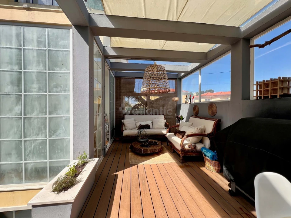 Moradia T5 para Venda em Alcabideche Foto 48