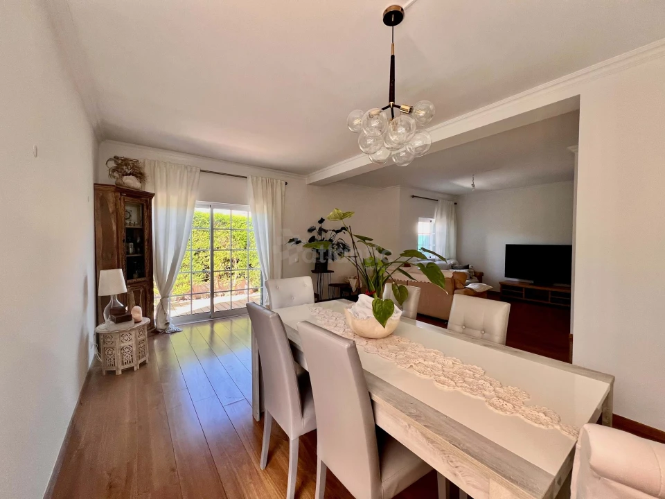 Moradia T5 para Venda em Alcabideche Foto 5