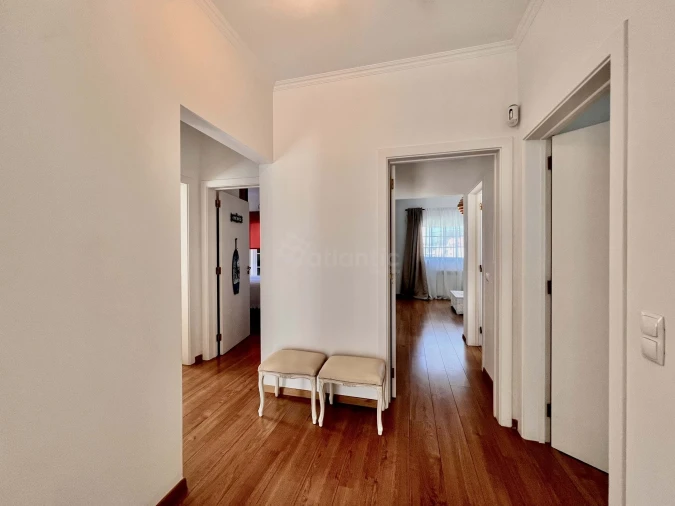 Moradia T5 para Venda em Alcabideche Foto 20