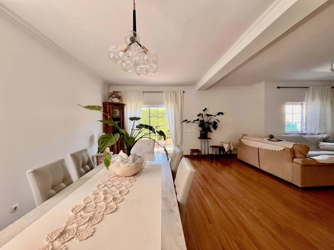 Moradia T5 para Venda em Alcabideche Foto 4