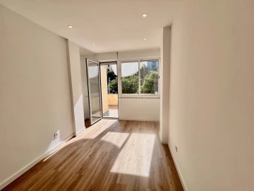 Apartamento T2 para Venda em Algueirão-Mem Martins