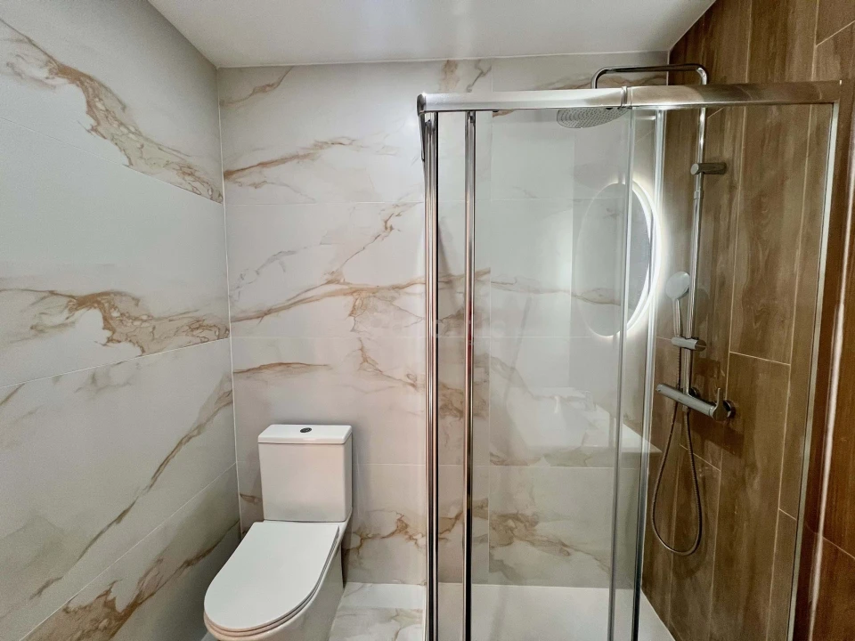 Apartamento T2 para Venda em Algueirão-Mem Martins Foto 5