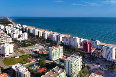 Terreno para Venda em Quarteira