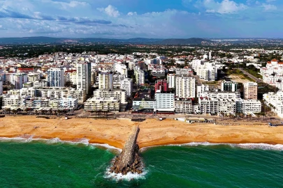 Terreno para Venda em Quarteira