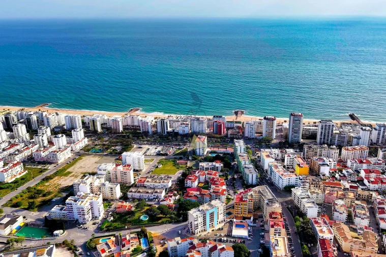 Terreno para Venda em Quarteira Foto 16