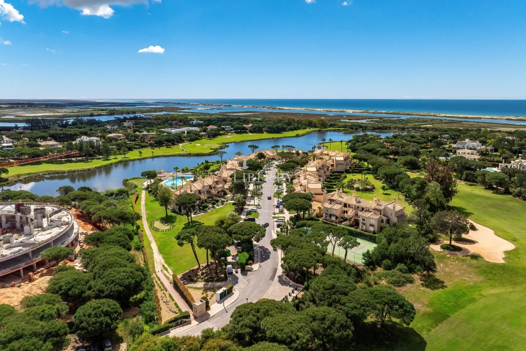 Apartamento T3 para Venda em Almancil Foto 26