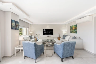 Apartamento T3 para Venda em Almancil