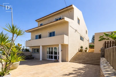 Moradia T3 para Venda em Albufeira e Olhos de Água