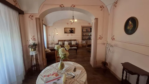 Prédio para Venda em Brinches