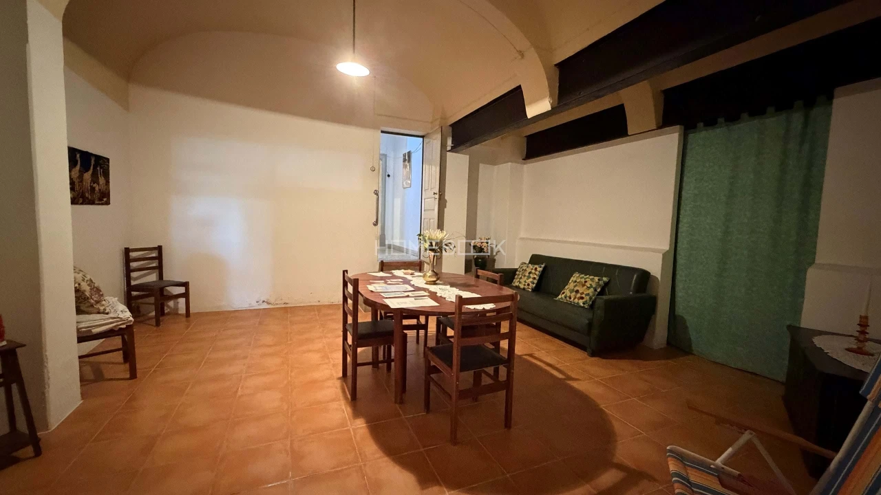 Prédio para Venda em Brinches Foto 8