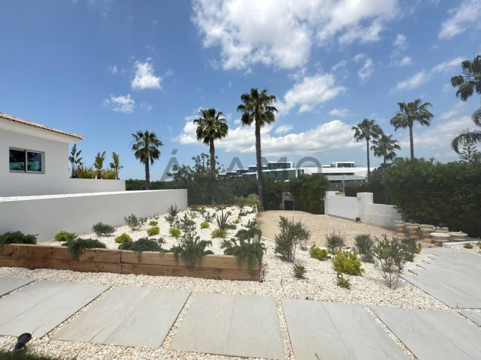 Moradia T5 para Venda em Almancil Foto 7