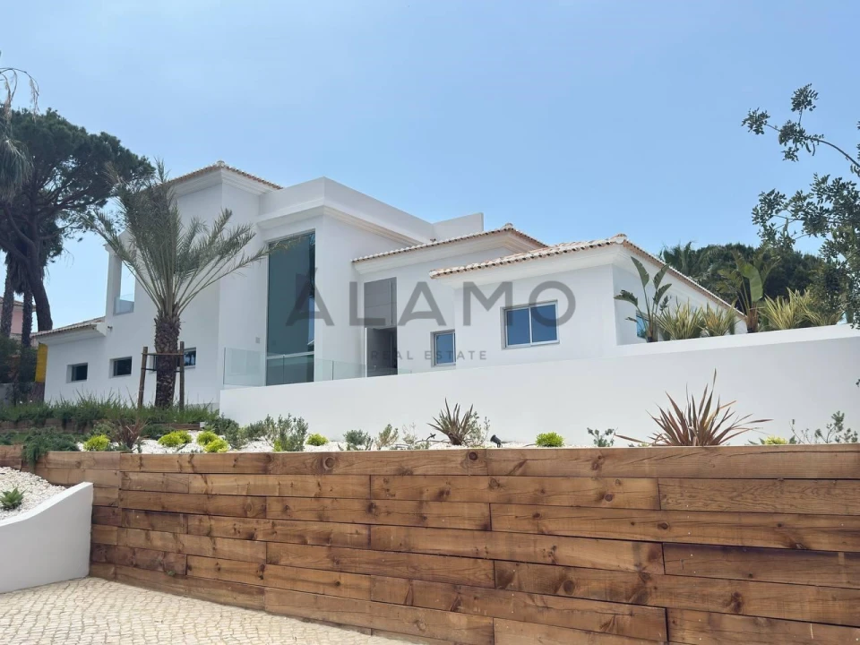 Moradia T5 para Venda em Almancil Foto 15