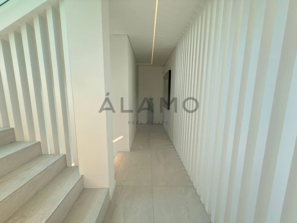 Moradia T5 para Venda em Almancil Foto 20