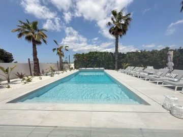 Moradia T5 para Venda em Almancil