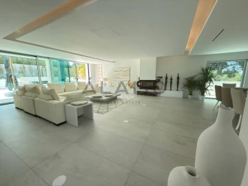 Moradia T5 para Venda em Almancil