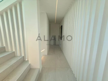 Moradia T5 para Venda em Almancil