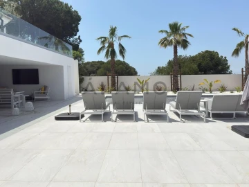 Moradia T5 para Venda em Almancil