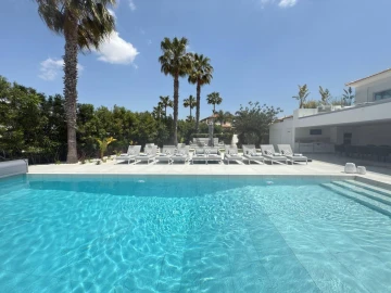 Moradia T5 para Venda em Almancil