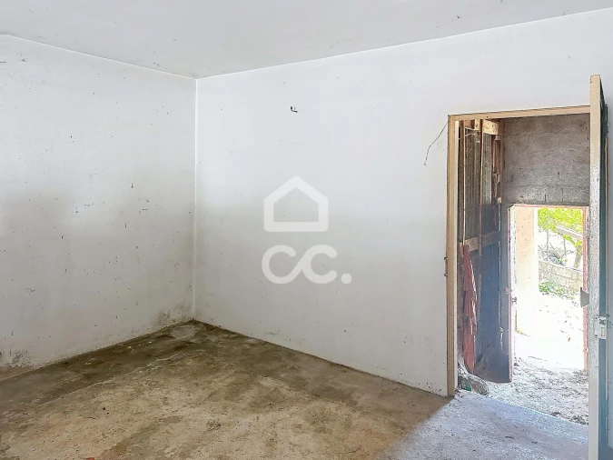 Moradia T3 para Venda em Santa Maria Maior Foto 8