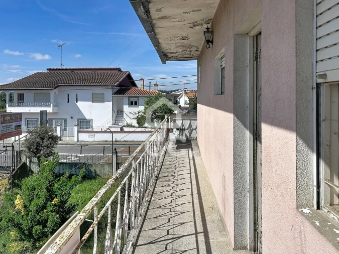 Moradia T3 para Venda em Santa Maria Maior Foto 31