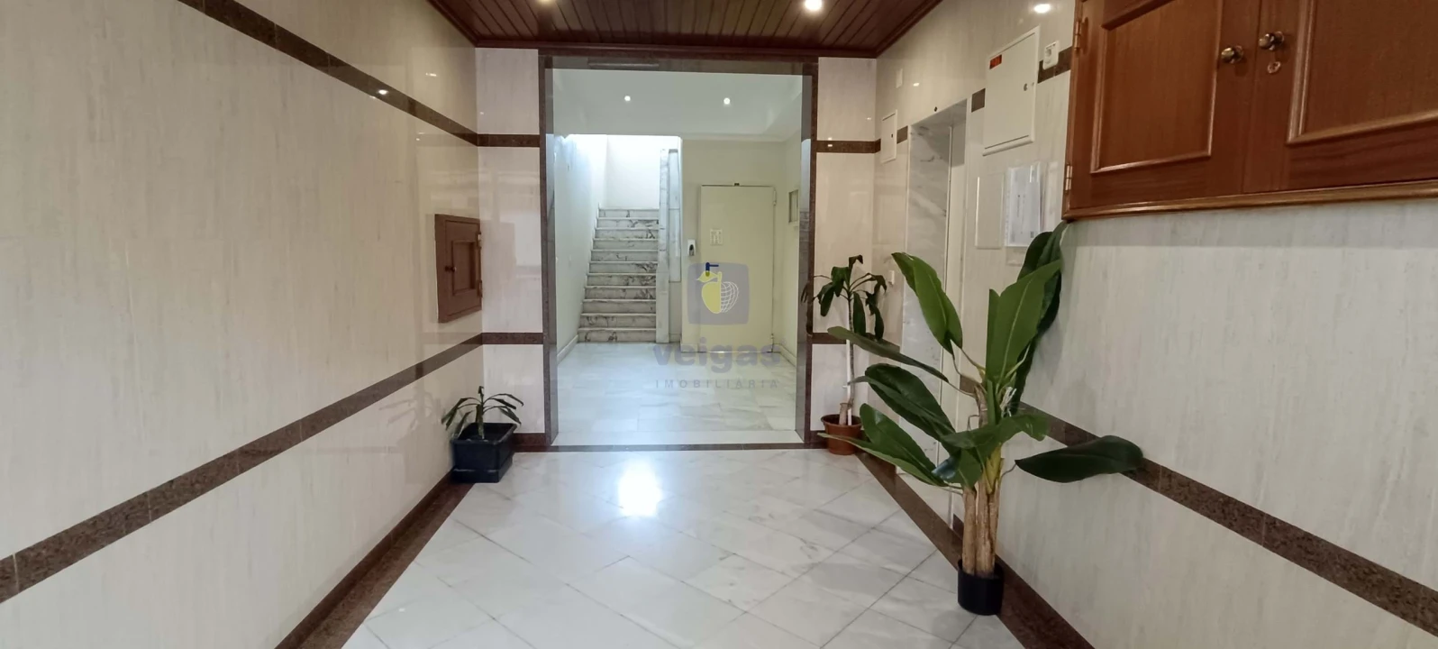 Apartamento T2 para Venda em Ramada e Caneças Foto 42