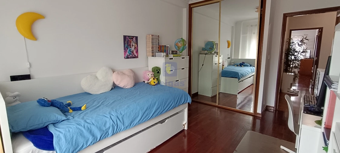 Apartamento T2 para Venda em Ramada e Caneças Foto 21