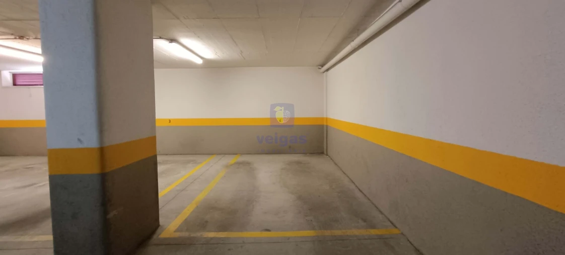 Apartamento T2 para Venda em Ramada e Caneças Foto 33