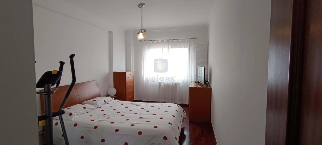 Apartamento T2 para Venda em Ramada e Caneças Foto 17