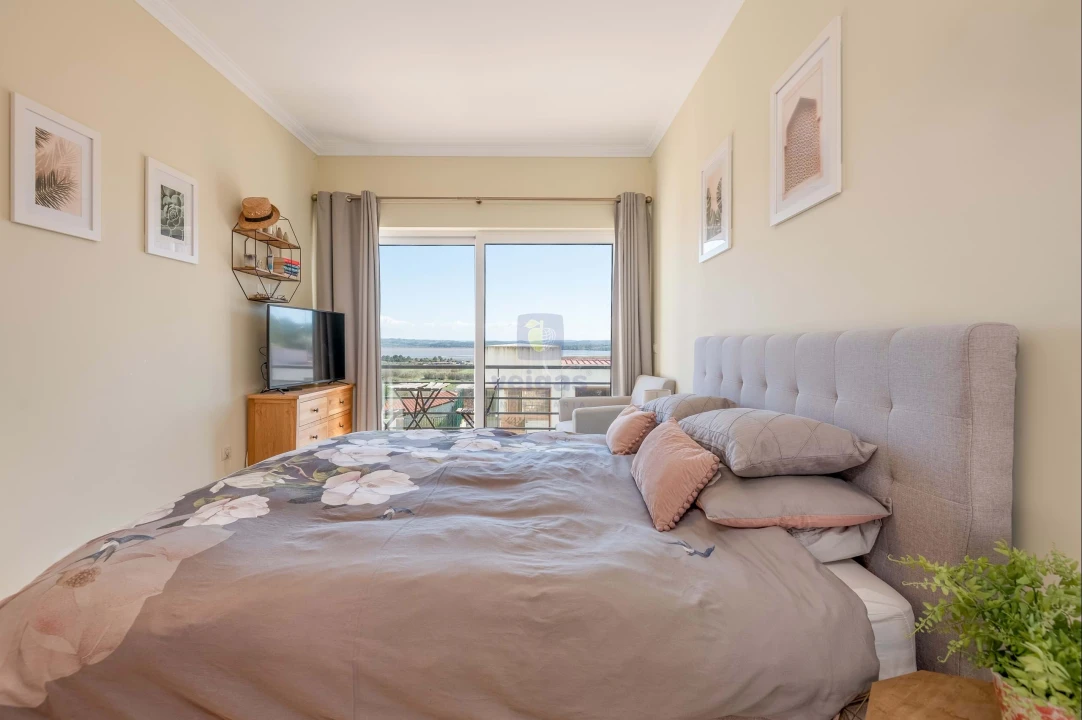 Moradia T3 para Venda em Foz do Arelho Foto 24