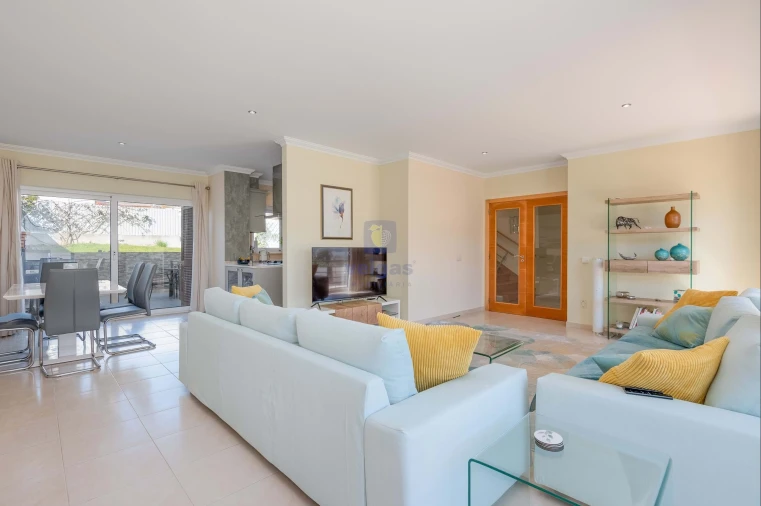 Moradia T3 para Venda em Foz do Arelho Foto 10