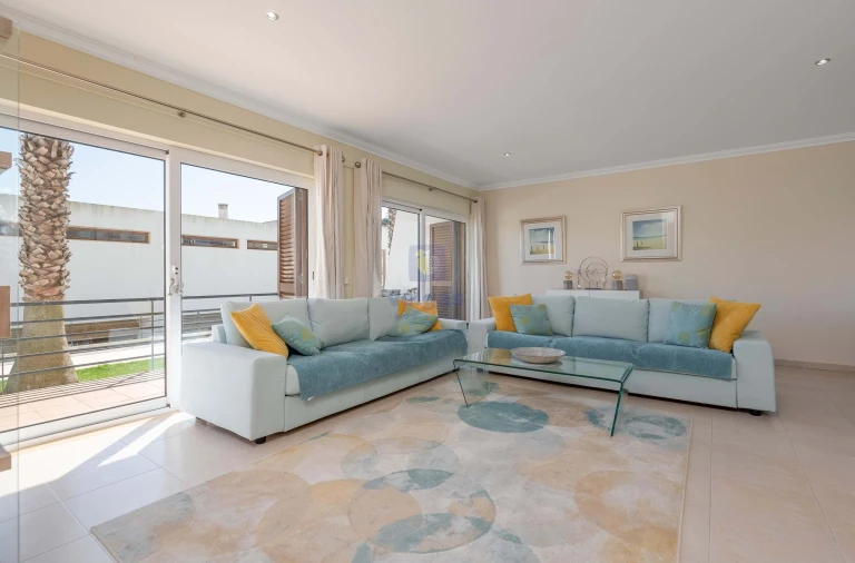 Moradia T3 para Venda em Foz do Arelho Foto 6