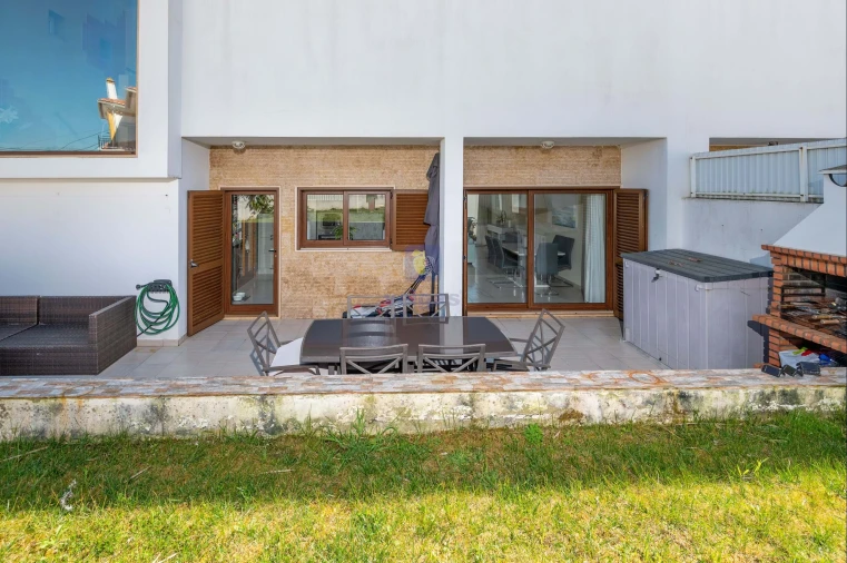 Moradia T3 para Venda em Foz do Arelho Foto 18