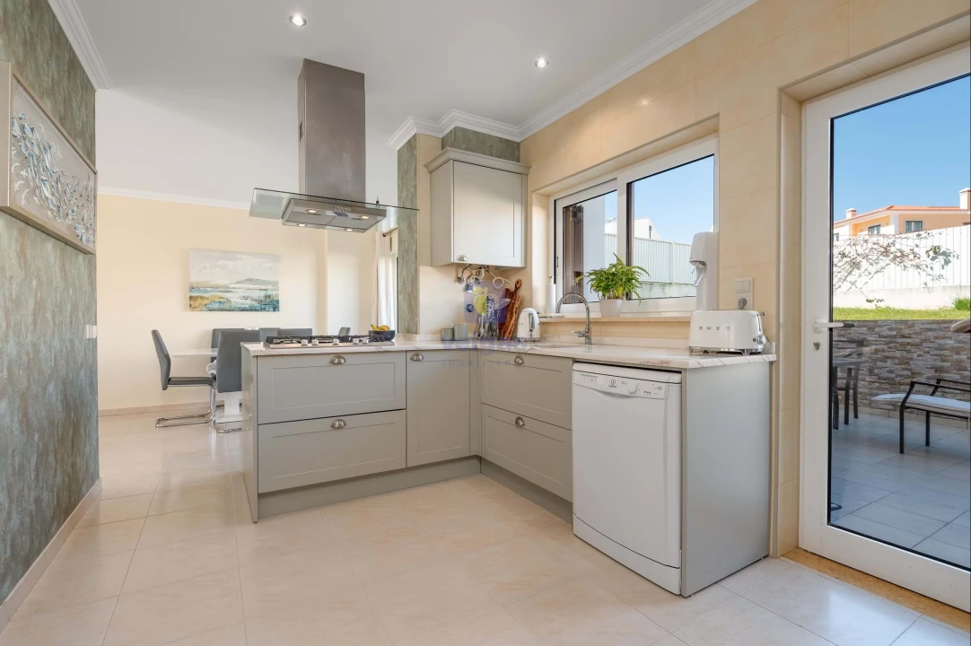 Moradia T3 para Venda em Foz do Arelho Foto 14