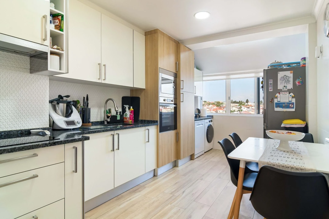 Apartamento T2 para Venda em São Domingos de Rana Foto 21