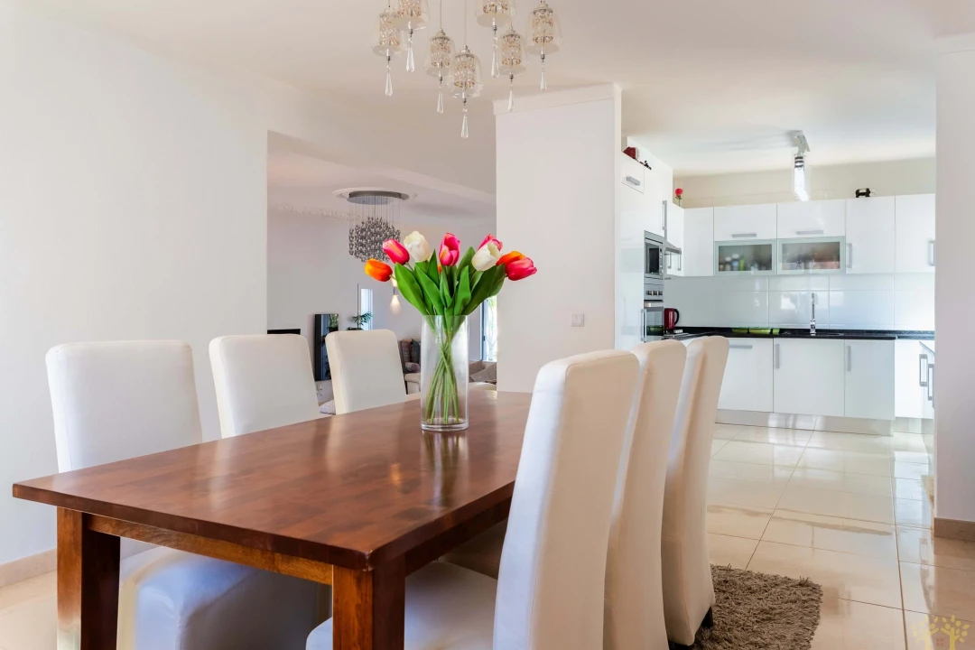 Moradia T4 para Venda em Altura Foto 10