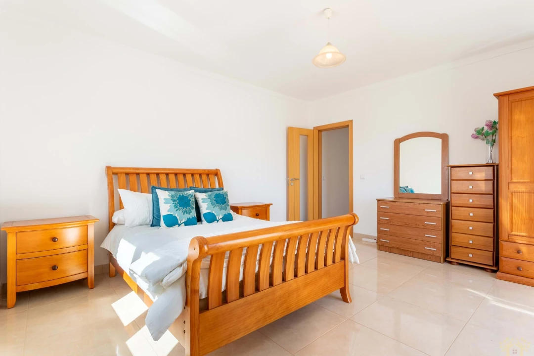 Moradia T4 para Venda em Altura Foto 31