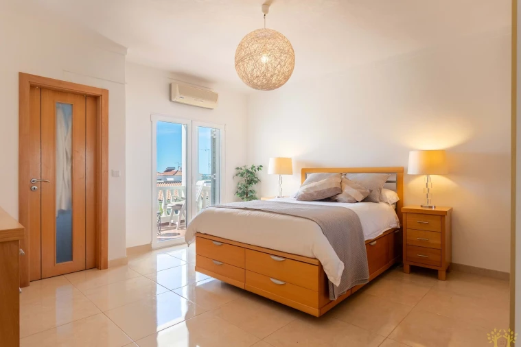 Moradia T4 para Venda em Altura Foto 25