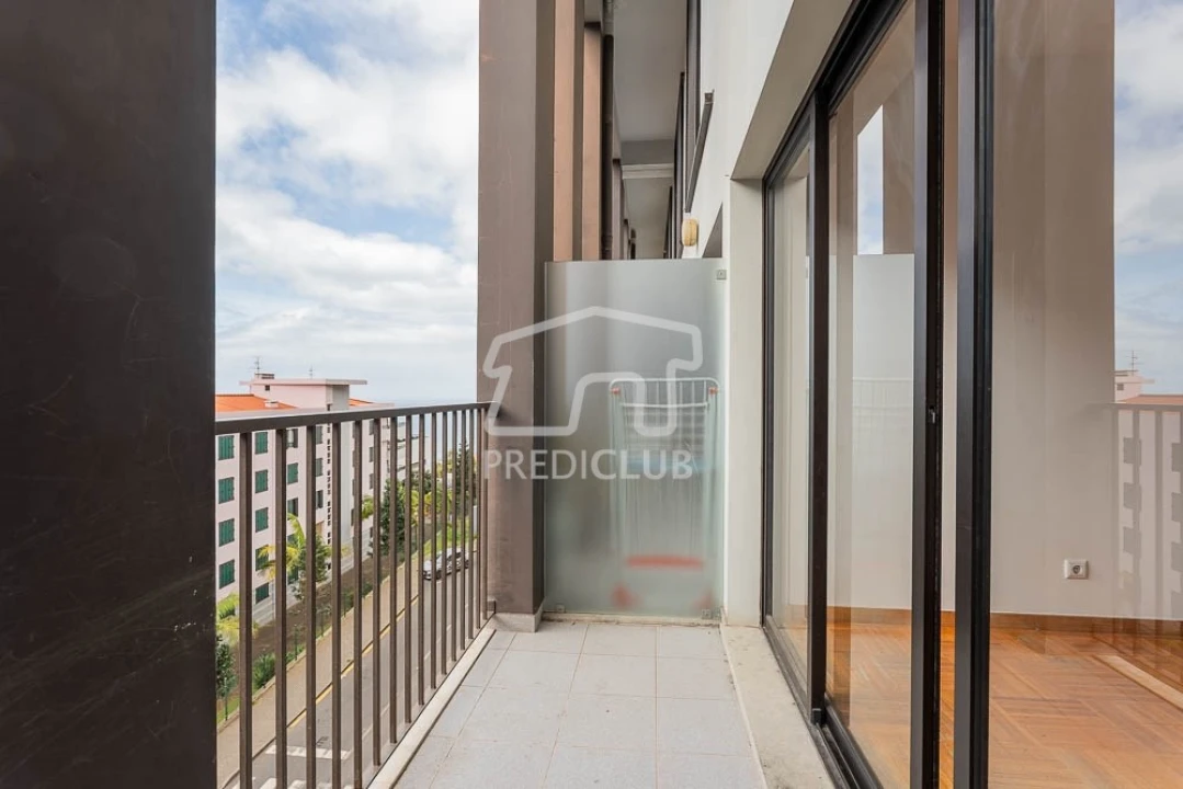 Apartamento T2 para Venda em São Martinho Foto 6